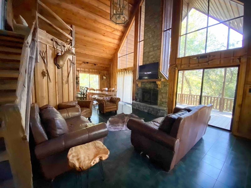 The Creekside Cabin Retreat #2 “The Lodge”