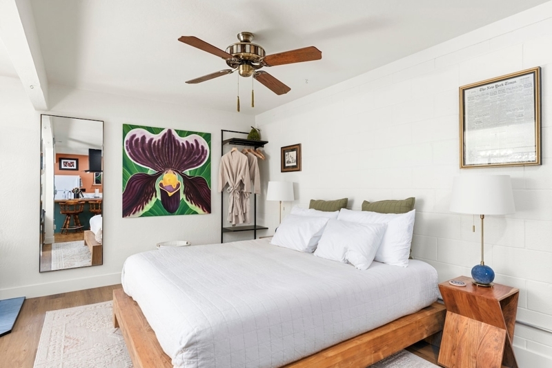Spacious King Studio in Sierra Foothills