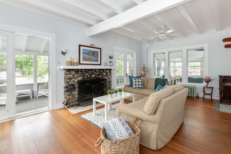 Classic Waterfront Winnipesaukee Lake House