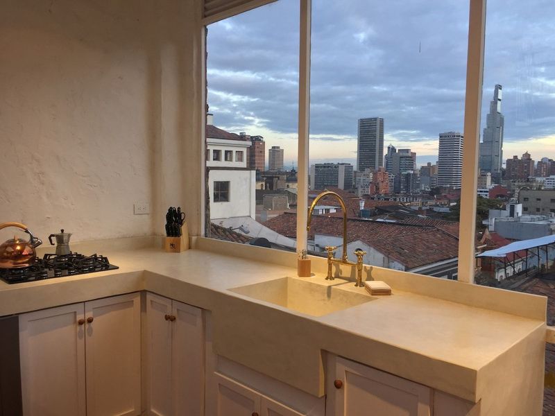 Beautiful colonial home with panoramic views