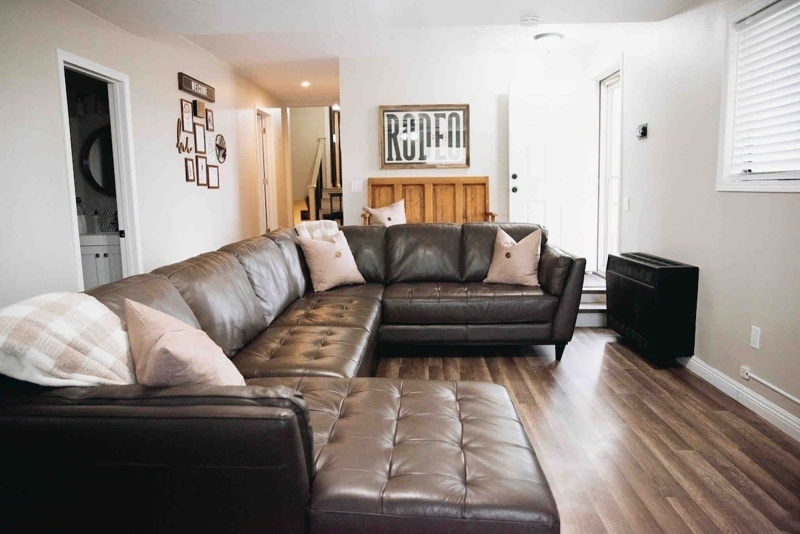 5 Bed 2 Bath Hot Tub Grill  Pizza Oven Pets