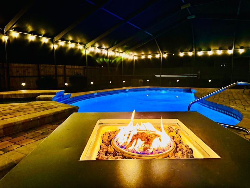 Lux XL Villa | 20+ Guests | Pool, Outdoor Kitchen