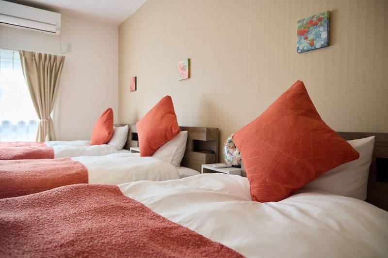 Live Like a Local in Osaka | 8 Min to Umeda