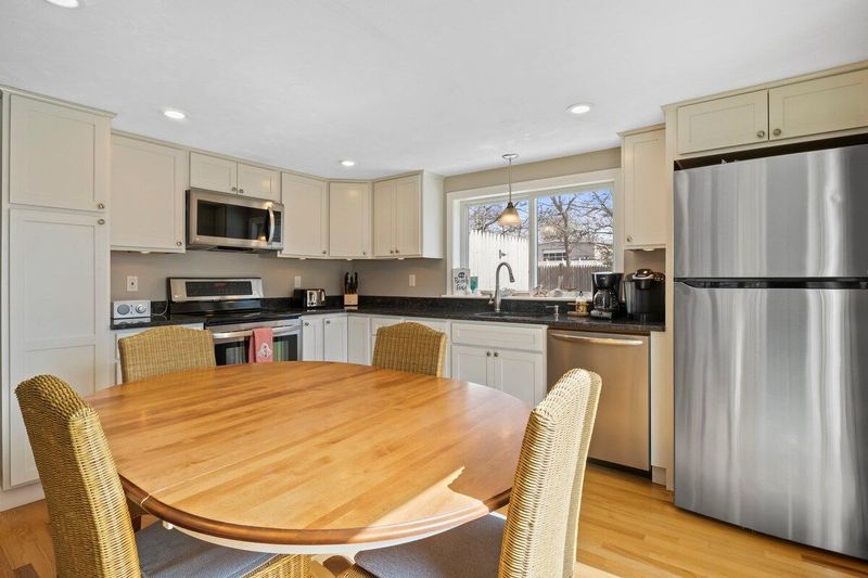 Fully stocked kitchen for cooking, if desired