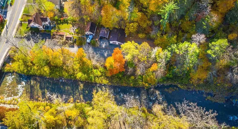 Creekside Cottage in the heart of Phoenicia
