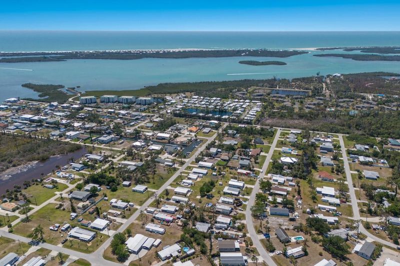 Perfectly located near Lemon Bay and just minutes from Manasota Key and Englewood Beach, The Salty Sister Retreat offers easy access to boating, fishing, kayaking, waterfront dining, and unforgettable Gulf Coast sunsets.