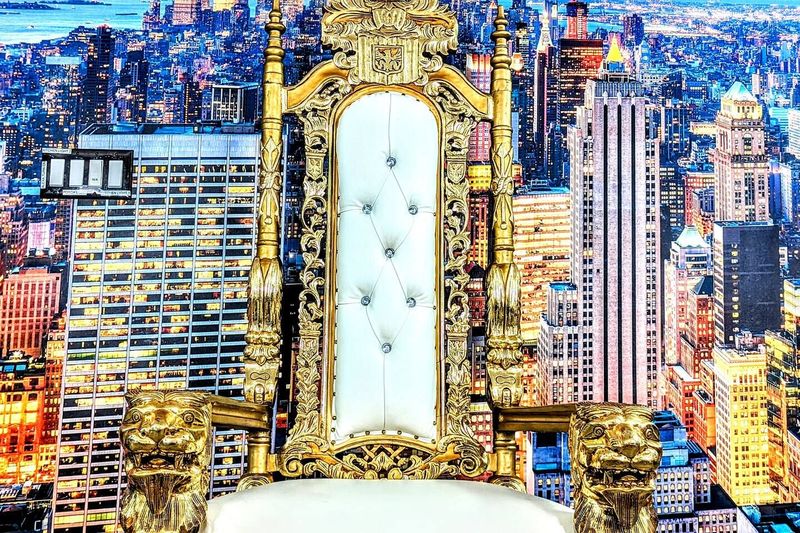 Feel like the King or Queen of NY and take an IG worthy Pic in our Golden Throne Chair! 