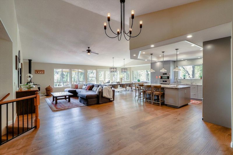 Mt Paradise-Spacious Lakeside Escape Near Yosemite