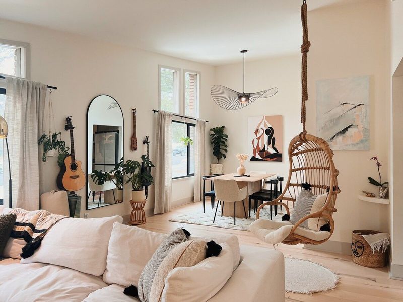 The Alpenglow Bungalow-3BR, 2BA mins from resorts!