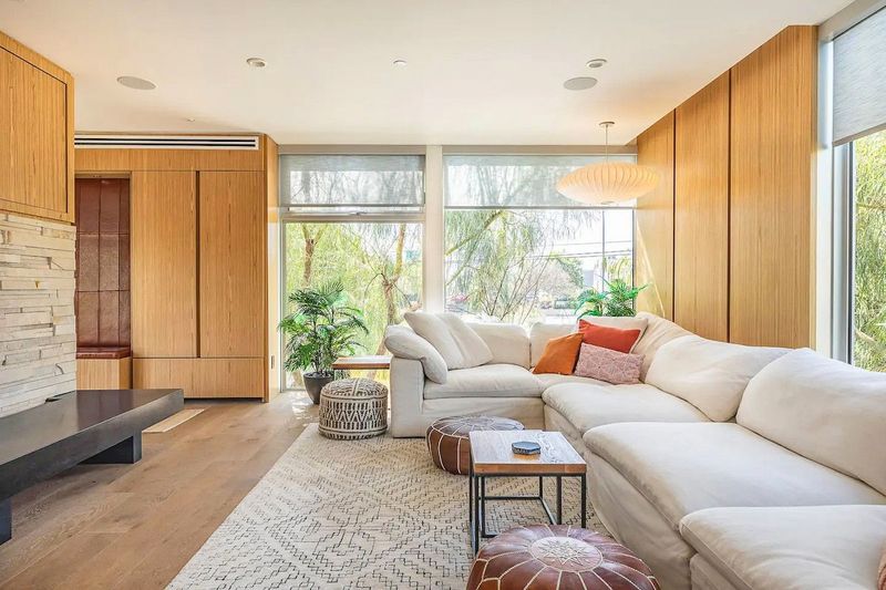 Alberta Beach Loft - Modern Home w/ Rooftop & Spa