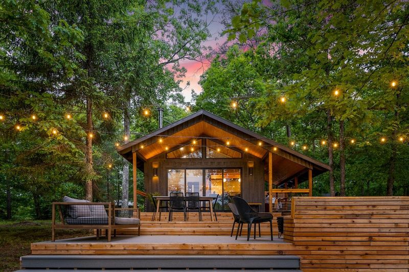 The Coalmont Cabin - Waterfront Retreat
