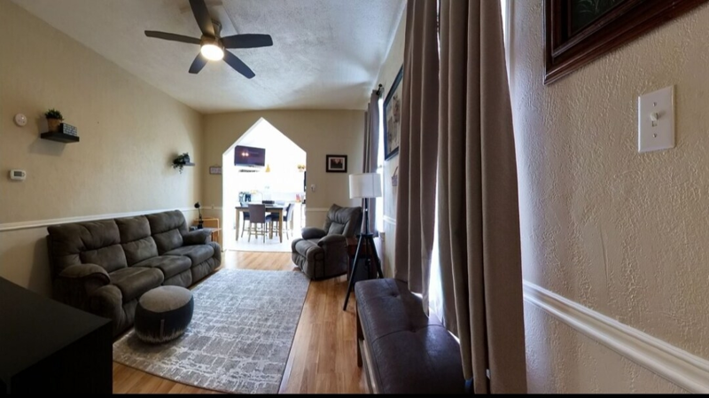 Listing photo