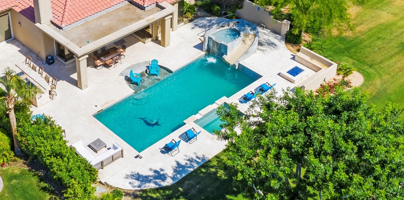 Waterslide, pool/spa. PGA West, so much fun!